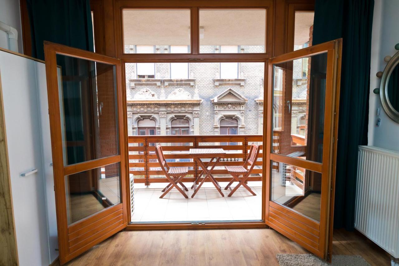 Lovag Studio Apartment Budapest Eksteriør billede